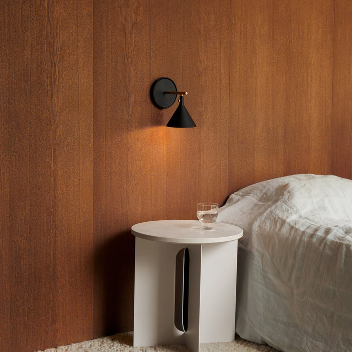 Menu Cast Sconce Wandlamp