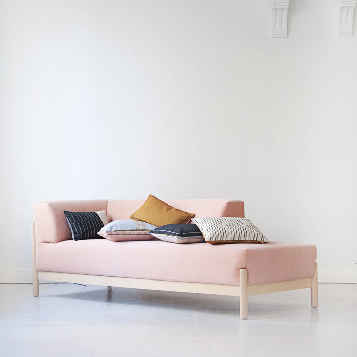 FEST Amsterdam Crush Smoke Sierkussen 30 x 45 cm