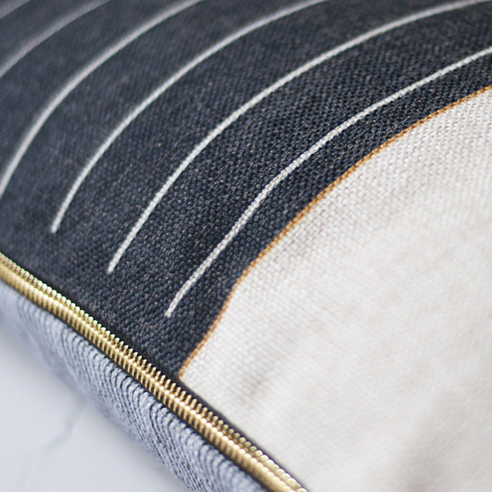 FEST Amsterdam Crush Smoke Sierkussen 30 x 45 cm