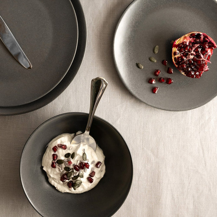 Dutch Rose Saladeschaal 24 cm Mat Zwart