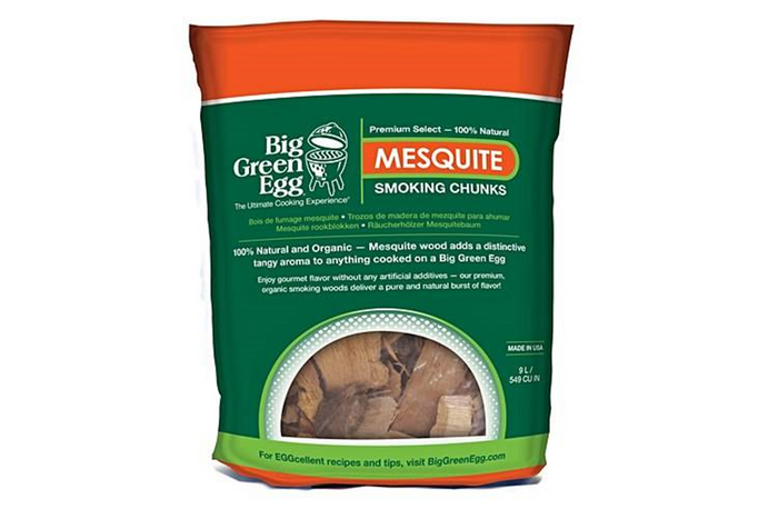 Big Green Egg - Rookchunks mesquite Big Green Egg