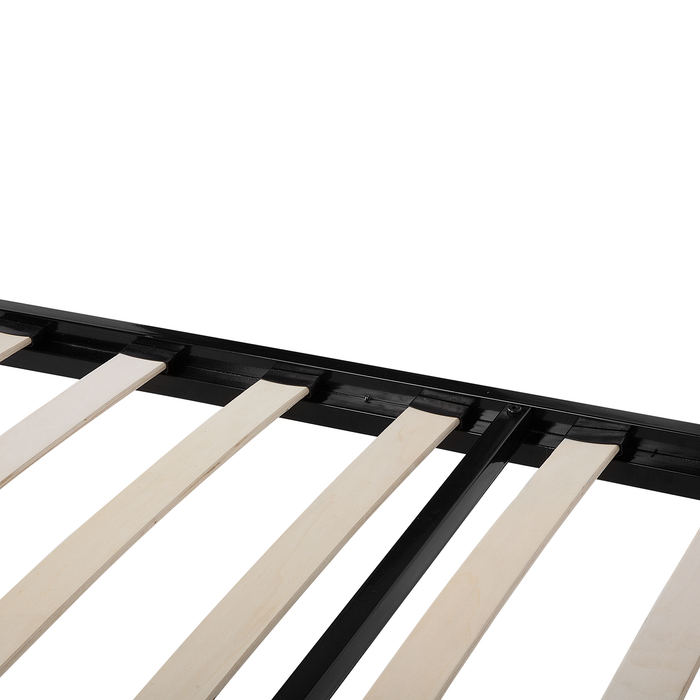 Beliani - CUSSET - Tweepersoonsbed - Zwart - 180 x 200 cm - Metaal