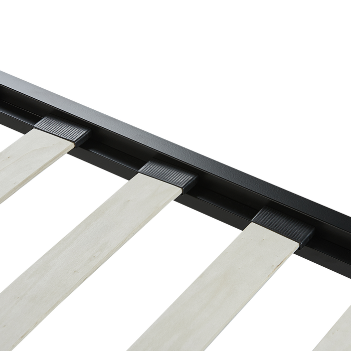 Beliani - CUSSET - Tweepersoonsbed - Zwart - 180 x 200 cm - Metaal