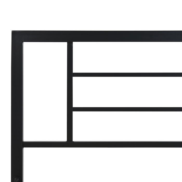 Beliani - CUSSET - Tweepersoonsbed - Zwart - 180 x 200 cm - Metaal