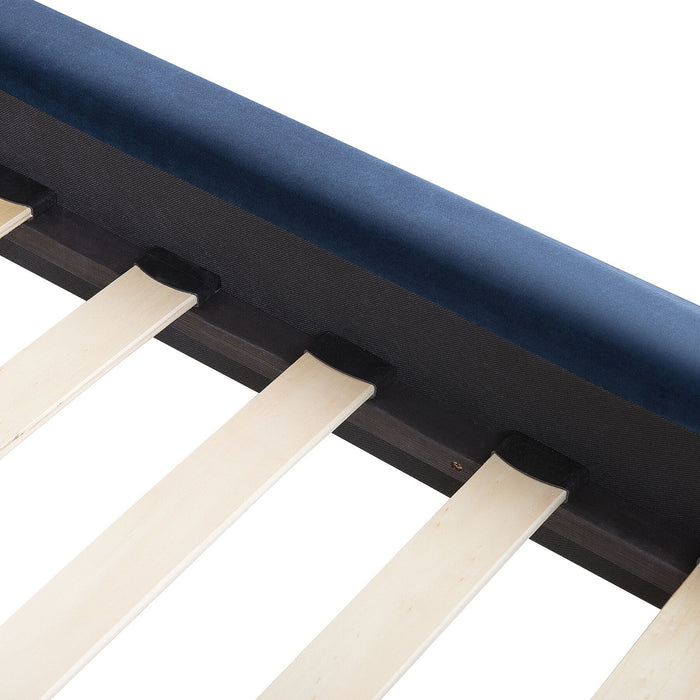 Beliani - MARVILLE - Tweepersoonsbed - Blauw - 180 x 200 cm - Fluweel