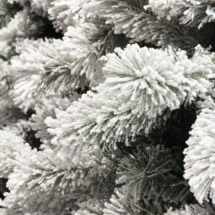 Black Box medford kerstboom groen frosted tips 710 maat in cm: 215x114