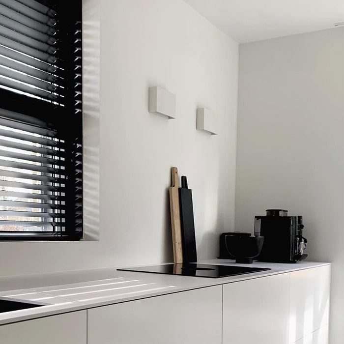 QAZQA Moderne wandlamp wit rechthoekig 2-lichts- Otan