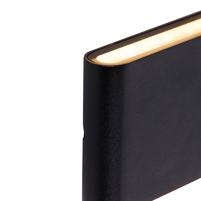 QAZQA Moderne buiten wandlamp zwart 17,5 cm incl. LED IP65 - Batt