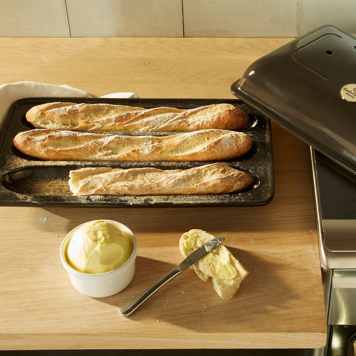 Emile Henry Baguettevorm