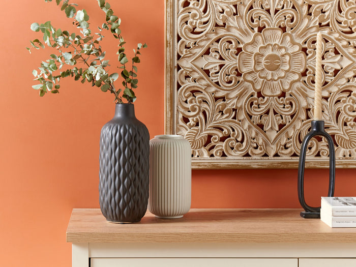 Beliani - EMAR - Decoratieve vaas - Zwart - Keramiek