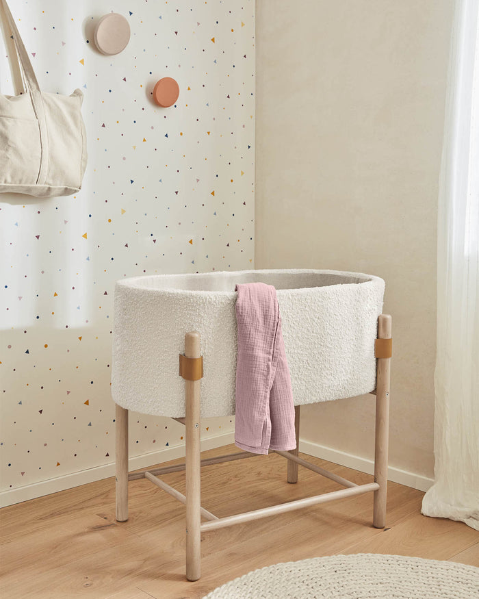 Kave Home - Set van 3 Nadua hangers in massief hout met een naturel,