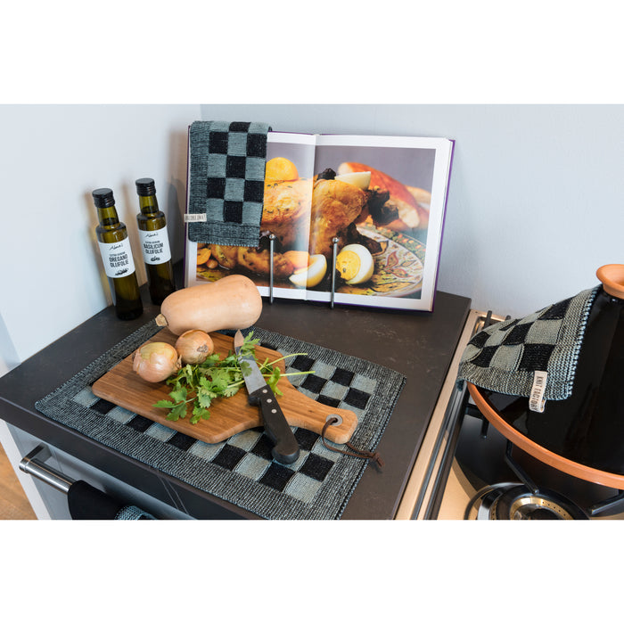 Knit Factory Gebreide Pannenlap Block - Ecru|Antraciet - 23x23 cm