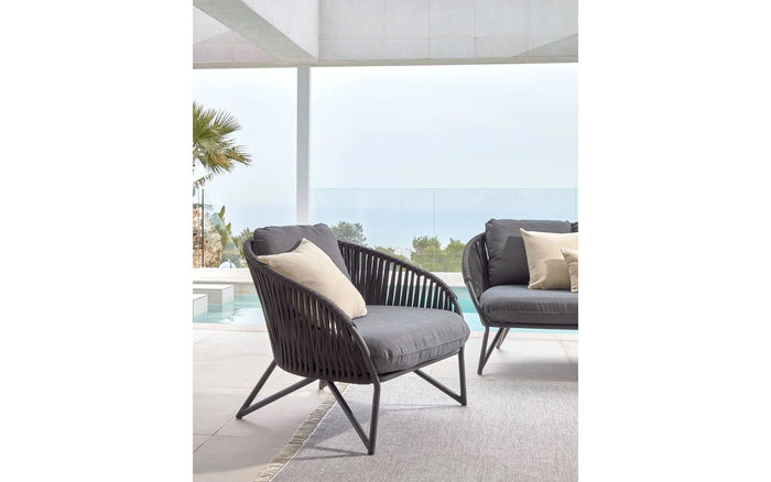 Kave Home - Branzie zwarte fauteuil van touw