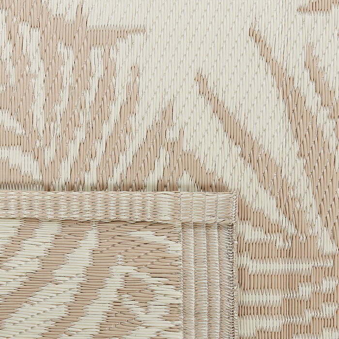 Beliani - KOTA - Outdoor kleed - Roze - 120 x 180 cm - Polypropyleen