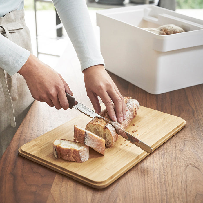 Yamazaki Tower Broodtrommel met Messenhouder