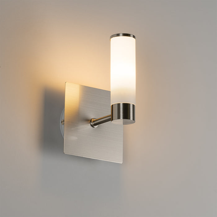QAZQA Moderne badkamer wandlamp staal IP44 - Bath