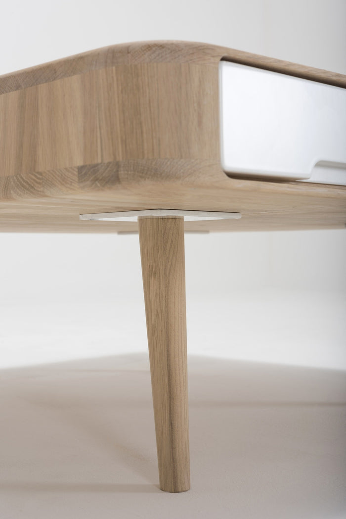 Gazzda Ena coffee table houten salontafel whitewash - 90 x 90 cm