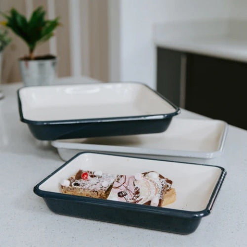 Tala - Ovenschaal, Indigo|Ivory, Geëmailleerd Staal, 33 x 24 cm - Tala