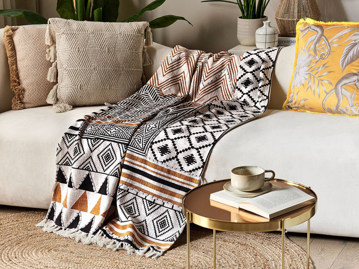 Beliani - PRODATUR - Plaid - Mosterdgeel - 130 x 180 cm - Katoen