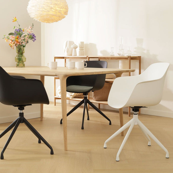 Nolon Nola-Puk Eetkamerstoel Wit - Draaibaar - Armleuning - Zwart