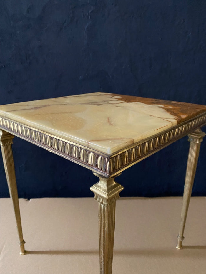 Reliving Regency Messing En Onyx Bijzet Tafeltje