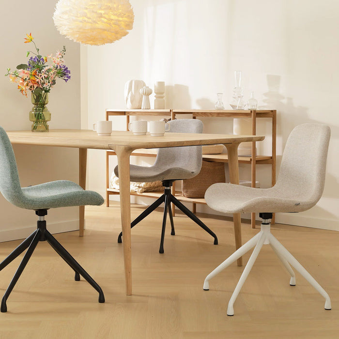 Nolon Nola-Fé Eetkamerstoel Zacht Groen - Draaibaar Zwart Onderstel