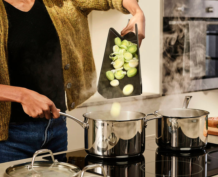 Opvouwbare Snijplank, Klein, Zwart - Joseph Joseph | Chop2Pot Plus