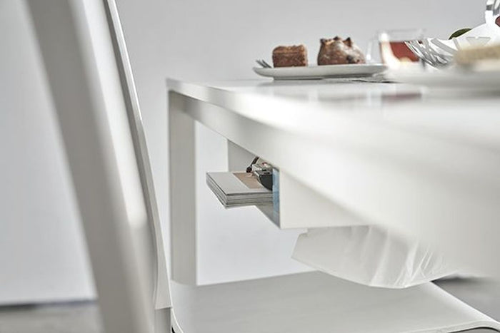 Yamazaki Bureaulade - Tower - Wit