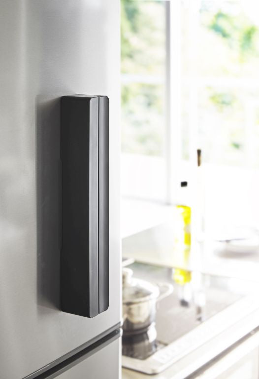 Yamazaki Magnetische Vershoudfolie Dispenser - Tower - Zwart