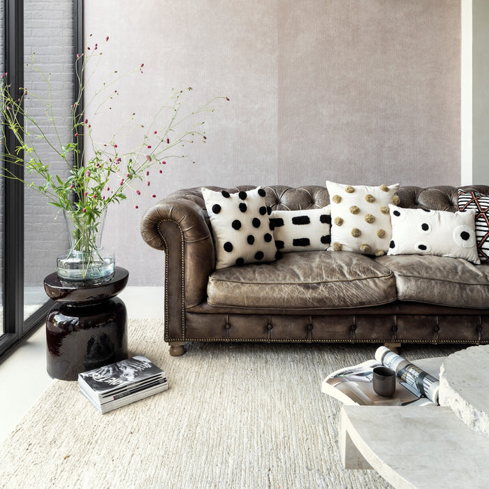 vtwonen Pompom Sierkussen L 45 x B 45 cm - Zwart