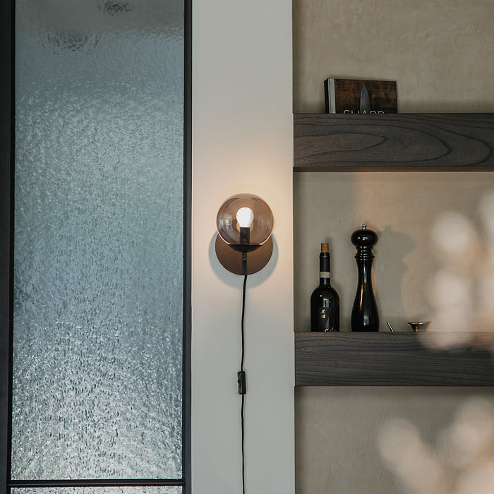 QAZQA Art Deco wandlamp zwart en smoke glas - Flore