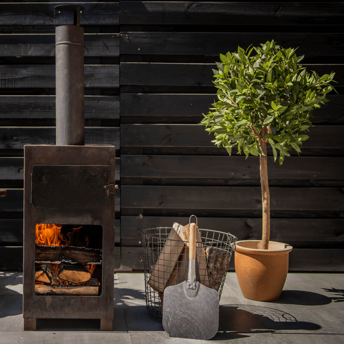 Esschert Design Terraskachel met pizzaoven roestkleurig