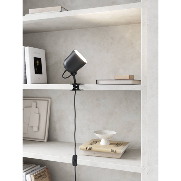 Design For The People Angle Klemspot Zwart