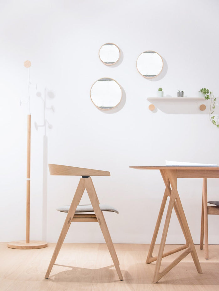 Gazzda Look Mirror Ronde Eikenhouten Wandspiegel Ø 27 cm - Whitewash