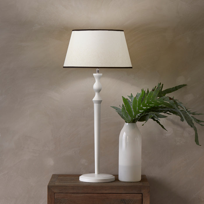 Riviera Maison Lampenkap rond schuin met zwarte rand - Linen - Wit