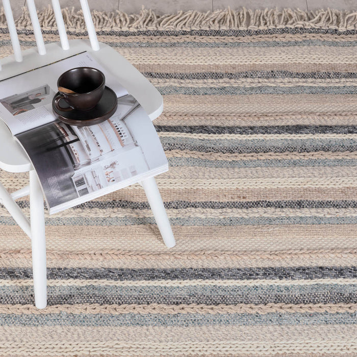 Hioshop Gudha vloerkleed 240x170 cm wol beige, blauw.