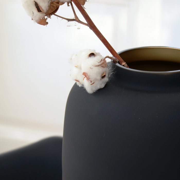 Vaas Artic Mat Black- Zwart - Ø21 x H29 cm