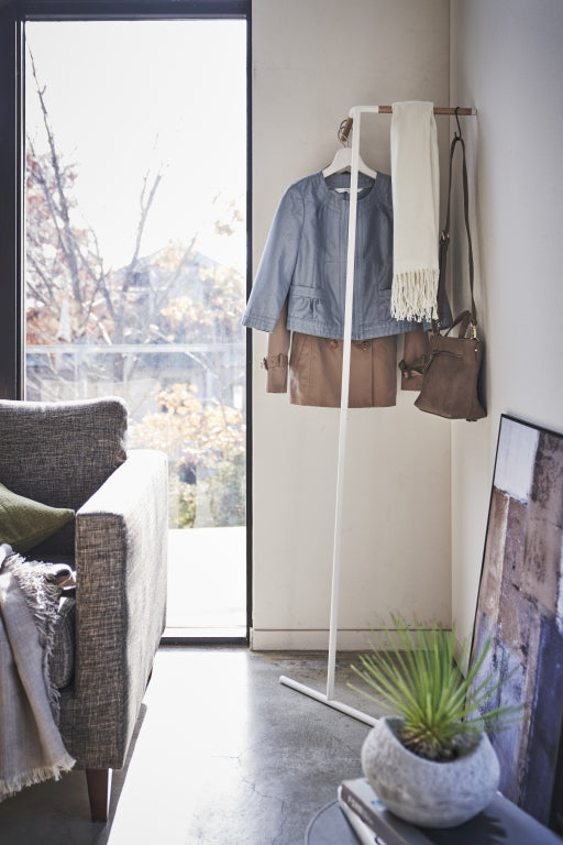 Yamazaki Leunende Hoekkapstok - Tower - Wit