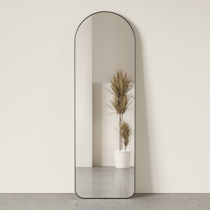 Umbra Hubba Arched Spiegel H 158 cm - Metallic Titanium