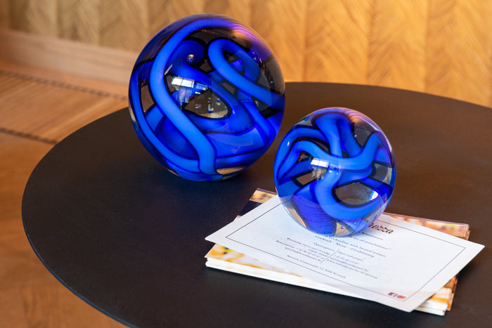 J-Line presse-papier Slinger - glas - blauw - small