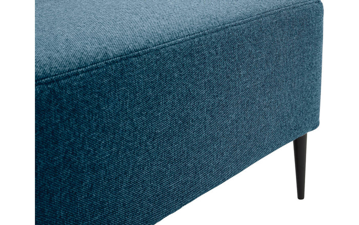 Goossens hocker Key West in stof fijn geweven petrol 56