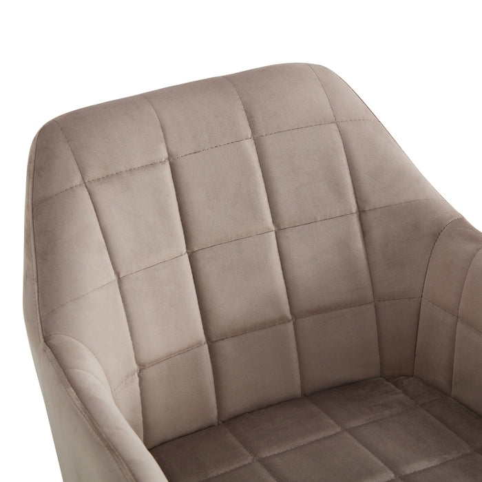 4cd6d698-9cb7-45d8-a837-2b8a735060ff-afbeelding4.jpg (5265891)