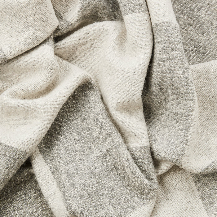 by fonQ Check Plaid 130 x 200 cm - Lichtgrijs