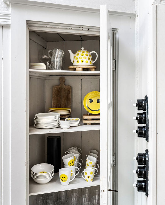 vtwonen Theepot - Smile - Met Losse Deksel - Porselein - 1,8L