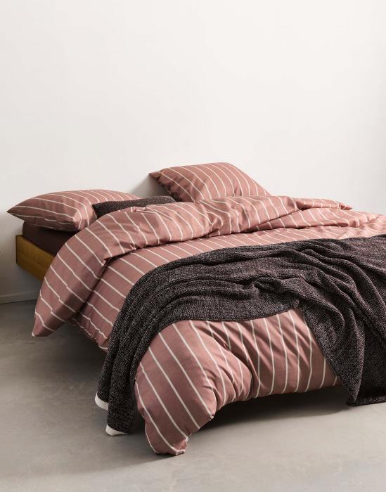 Marc O'Polo Torsken Dekbedovertrek Earth red 140 x 220 cm