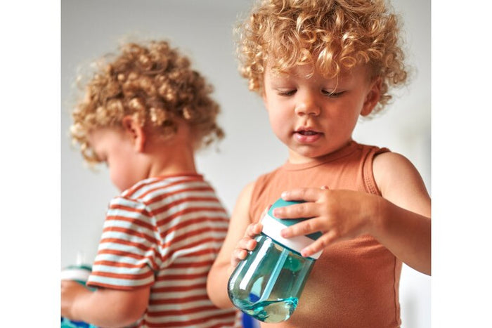 Rietjesbeker Mepal Mio 300 ml - deep turquoise