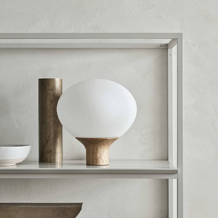 Bolia Acorn Tafellamp - Ø 32 cm - Opaalglas