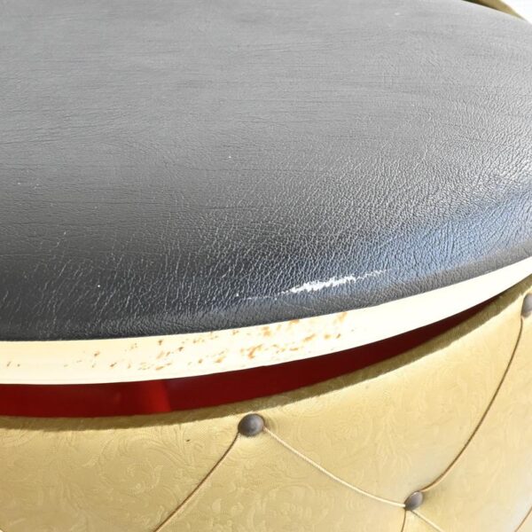 Reliving Vintage Poef Met Vakken Opbergruimte