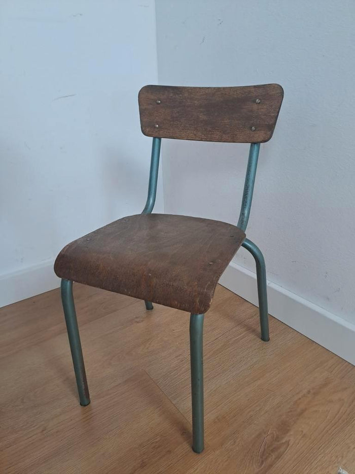 Reliving Vintage Industriële Franse Schooltafel Met Stoel
