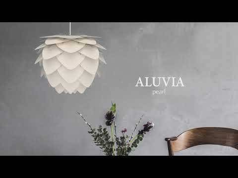 Umage Aluvia Medium vloerlamp forest green - met tripod zwart - Ø 59